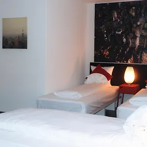 Aparthotel Inside Five